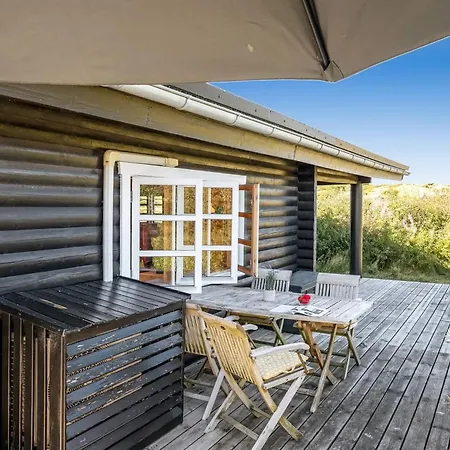 Christl - 500m From The Sea By Interhome Henne Strand