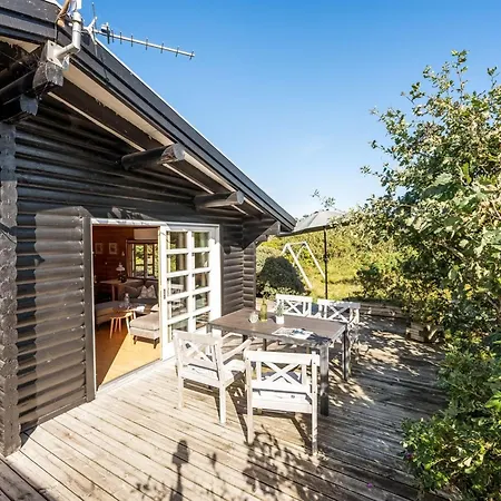 Christl - 500m From The Sea By Interhome * Henne Strand