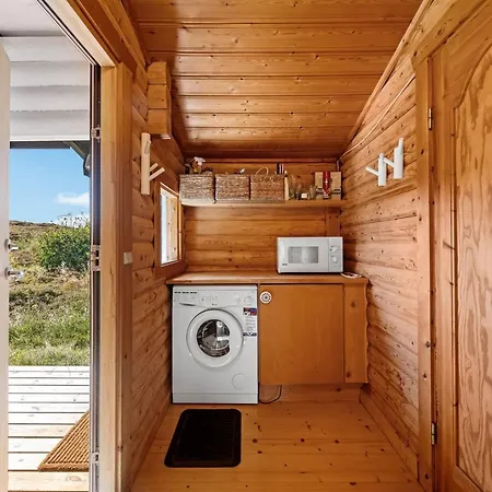 Christl - 500m From The Sea By Interhome Henne Strand