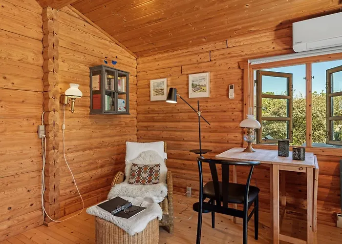 Christl - 500m From The Sea By Interhome Хенне-Странн